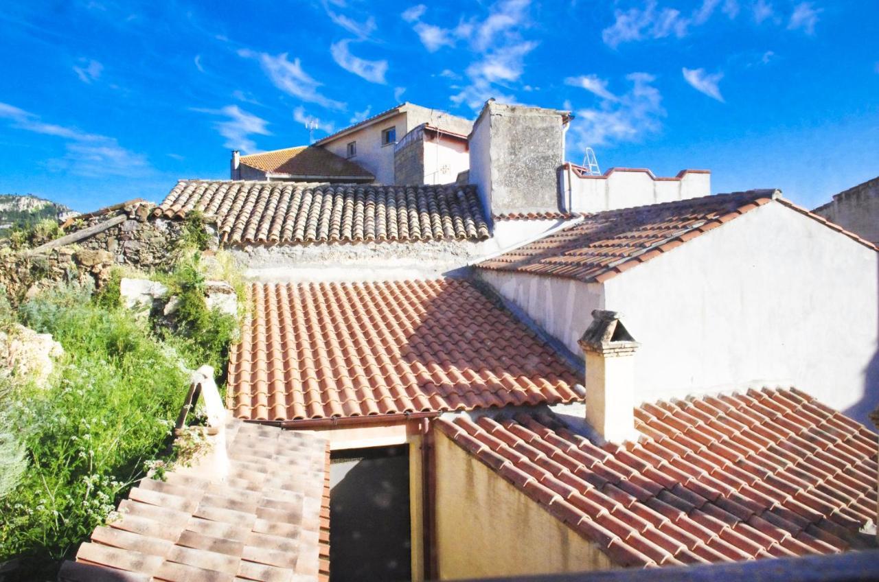 Casa De Ajala - B&B De Charme In Antica Dimora Totalmente Ristrutturata E Dotata Di Tutti I Confort Bagni Privati Spazio Living Patio Esterno Ambienti Climatizzati Degustazioni Prodotti Locali Làconi 외부 사진