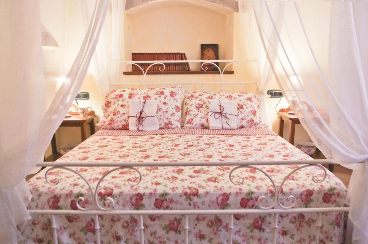 Casa De Ajala - B&B De Charme In Antica Dimora Totalmente Ristrutturata E Dotata Di Tutti I Confort Bagni Privati Spazio Living Patio Esterno Ambienti Climatizzati Degustazioni Prodotti Locali Làconi 외부 사진